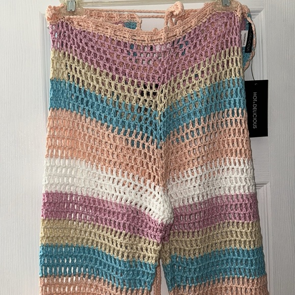 Dippin Daisy’s Rainbow Crochet Set (Pants & halter) - Picture 7 of 9